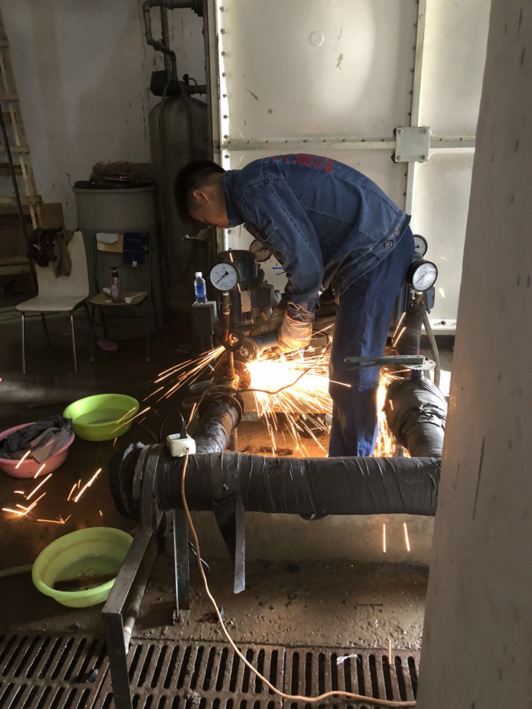 溴化鋰制冷機(jī)維修